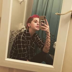 Meet your Posher, Cameron